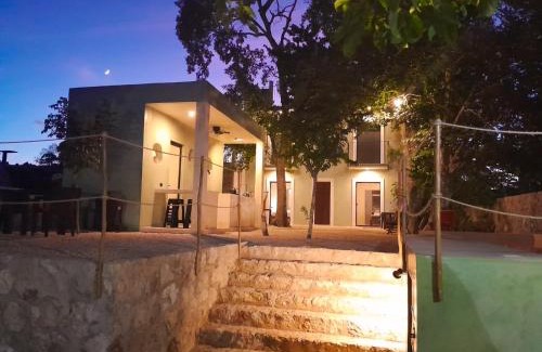 Chichen Itza - Valladolid Apartment | Colonial-Style Retreat with Pool in Vibrant Valladolid