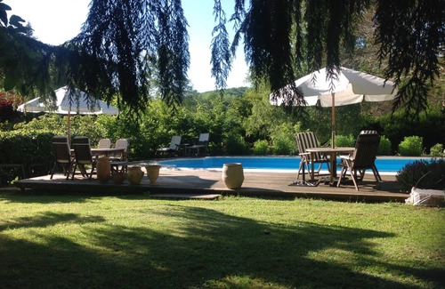 Manaurie Cottage | Cozy Cottage for 6 with Private Pool & Garden in Les Eyzies