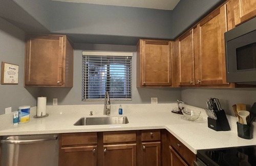 North Scottsdale Condo | Exceptional Condo Near Dining, Beach Access & Pool