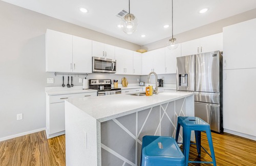 Copper Leaf Condo | Elegant Condo with Pool, Hot Tub & Central A/C Awaiting You