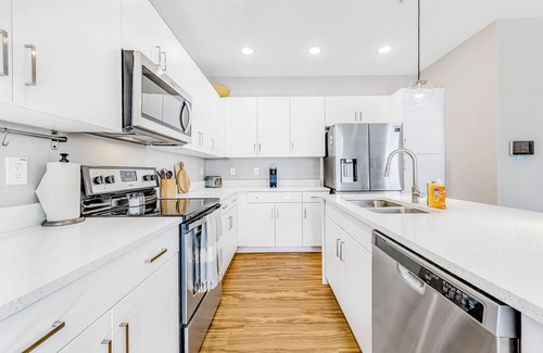 Copper Leaf Condo | Elegant Condo with Pool, Hot Tub & Central A/C Awaiting You