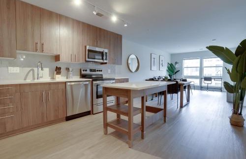 Jefferson Manor Apartment | Inviting Condo with Pool and Family-Friendly Amenities