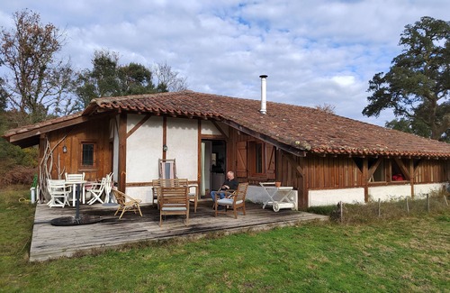 Maremne Adour Cote Sud House | Unique Converted Barn with Pet-Friendly Amenities