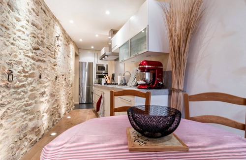 Saint-Pere-en-Retz Cottage | Family-Friendly Gite in Saint-Père-en-Retz with Spa