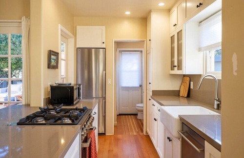 Golden Rectangle House | Idyllic Cottage in Downtown Carmel with Hot Tub & Large Yard