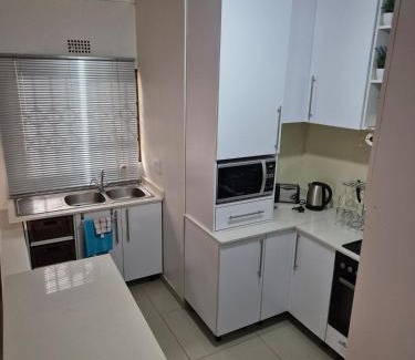 Empangeni Apartment | Charming Cottage for Getaways
