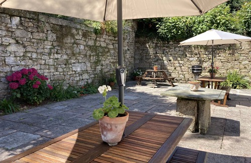 Mawgan Cottage | Idyllic Cottage Retreat in Tranquil Helford Village