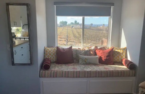 Temecula Cottage | Cozy Cottage Retreat in Scenic Wine Country, Rated 9.8