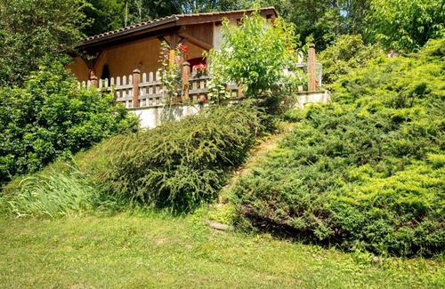 Tursac Cottage | Cozy Gite Tursac: Ideal for Couples with Kitchen & Spa