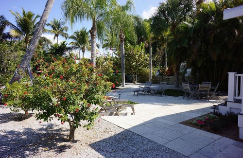 Boca Grande Cottage | Historic Village Cottage in Boca Grande with Ocean Views