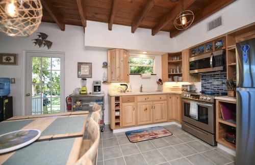 Islamorada Cottage | Idyllic Cottage on Florida Bay with Pool and Oceanfront Access