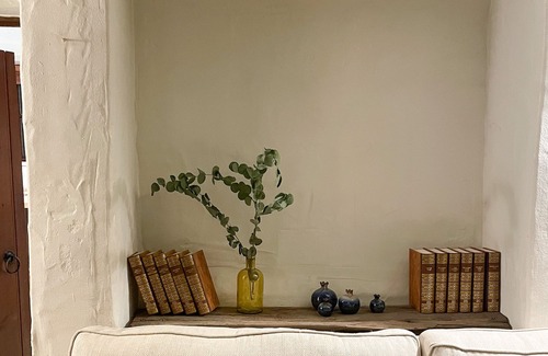 Bicester Cottage | Cozy Cottage Retreat with Kitchen in Bicester Center