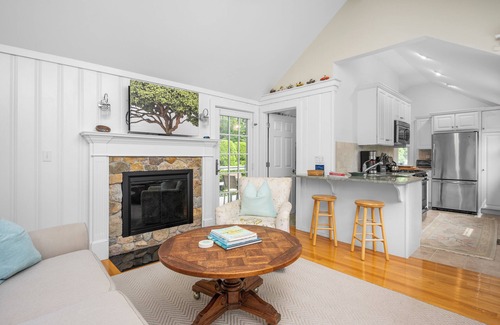 Osterville Cottage | Inviting Cottage Steps from Osterville Village and Dowses Beach