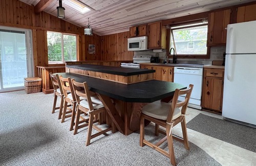 Mears Cottage | Charming cottage steps away from Lake Michigan and Silver Lake Sand Dunes