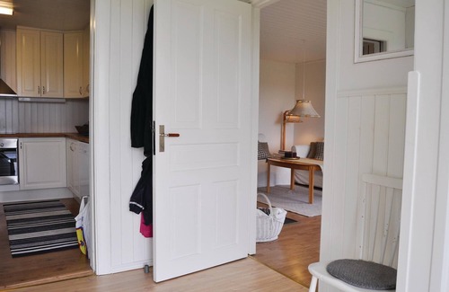Kristinehamn House | Cozy Cottage with Lake View and Inviting Fireplace