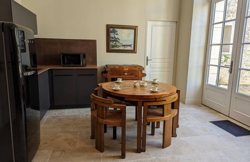 Pranzac Cottage | Charming cottage with heated pool and Wi-Fi in nature