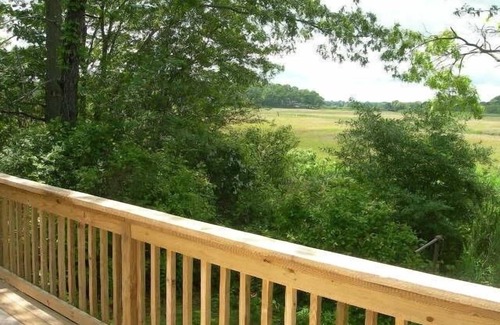 Clinton Cottage | Scenic Cottage with Oceanfront Views and Pool Access