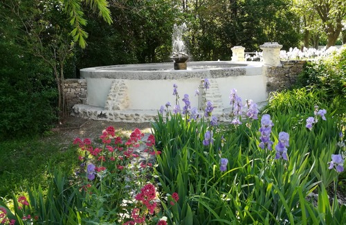 Apt Apartment | Idyllic Cottage with Pool, Fountains & Ocean Views