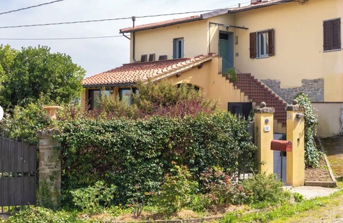Borgo San Lorenzo House | Beautiful Country House Retreat in the Florentine Hills