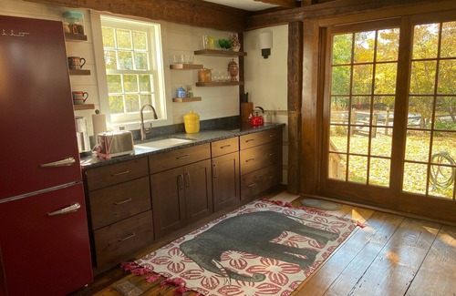Newtown Cottage | Pet-Friendly Country Cottage with Pool & Family Amenities