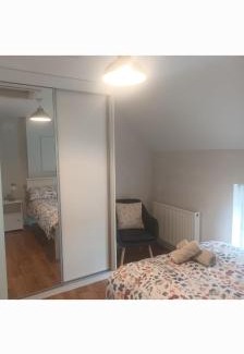 Goresbridge House | Cozy Country Homestead - Guest Rated 9.8/10