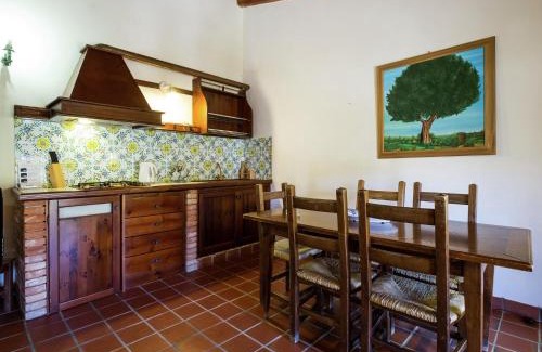 Landro House | Relax at Belvilla by OYO Marchese: Pet-Friendly Haven