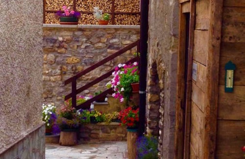 Bardonecchia Apartment | Cozy Apartment with Kitchen, Breakfast & Pet-Friendly Perks