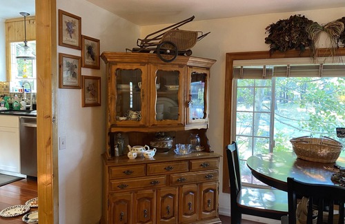 Christmas Valley Cabin | Tranquil Cottage with Hot Tub & Lake View - 10/10 Rated