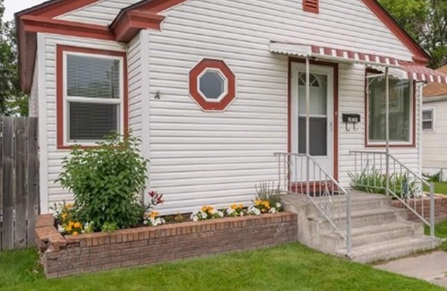 Idaho Falls House | Historic Cozy Cottage on Numbered Streets - Guest Rated 10/10