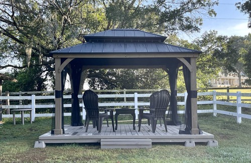 Brooksville Cottage | Idyllic Retreat on Horse Farm with Ocean View & Spa