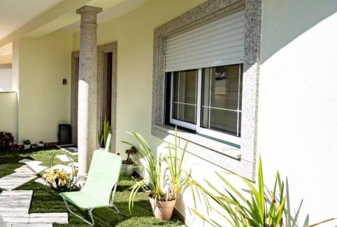 Coimbra Bed & Breakfast | Cozy Studio with Private Terrace at Casinha da Amoreira