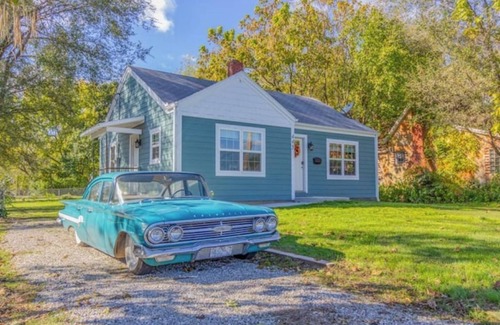 Lebanon House | Beautiful Craftsman Home Near State Parks - Pet Friendly & Cozy