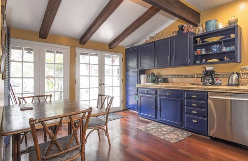 Eagle Rock House | Top-Rated Craftsman Home Near Downtown LA and Burbank