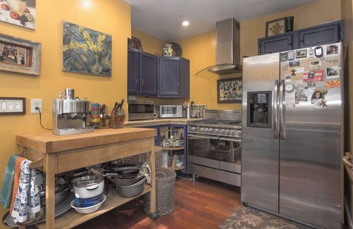 Eagle Rock House | Top-Rated Craftsman Home Near Downtown LA and Burbank