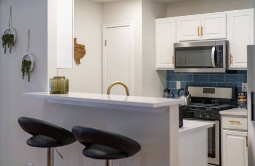 Round Rock House | Peaceful 3-Bedroom Retreat in Prime Location with Breakfast