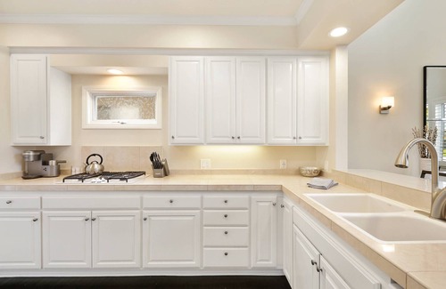 Corona del Mar House | Explore Dahlia Cottage: Oceanfront with Free Bikes & Pool