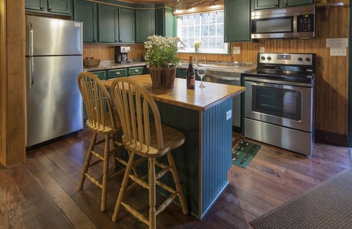 Jefferson Township Cabin | Pet-Friendly Mountain Cottage Near Hidden Valley & Seven Springs
