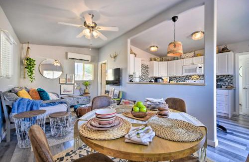 Yucca Valley House | Inviting Desert Cottage Near Joshua Tree with Hot Tub
