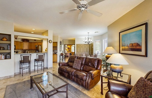 Rancho Vistoso Condo | Pet-Friendly Condo with Pool, Hot Tub & Top Guest Rating