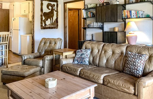 Alpine Village Cabin | Inviting Dog-Friendly Mountain Retreat with Hot Tub & Views