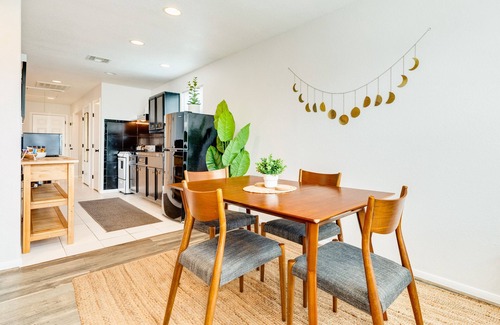 San Jacinto House | Pet-Friendly Retreat with Ocean View, Steps from the Beach
