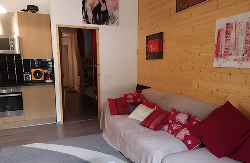 La Salle-les-Alpes Apartment | Elegant Duplex by Serre Chevalier Pistes - Rated 10/10!