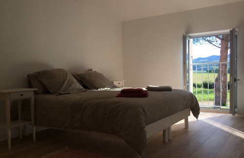 Charnay-les-Macon House | Duplex with Terrace and Scenic Views of Solutré