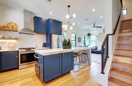 Cherrywood House | Cozy East Austin Retreat: Pet-Friendly & Near Attractions!