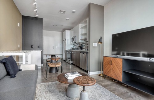 East Cambridge Apartment | Modern East Cambridge 1BR with Gym & Pet-Friendly Perks