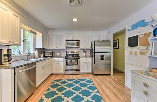 East Falmouth House | Beautiful East Falmouth Home Steps from Private Beach