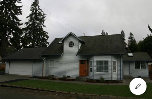 Westgate House | Elegant Edmonds Retreat - Family-Friendly & Highly Rated