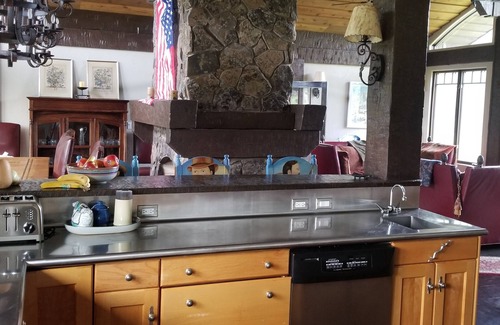 New Meadows House | Elegant Mountain Home with Spa & Hot Tub – Rated 10/10