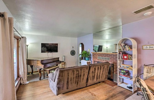 Elyria House | Cozy Elyria Retreat Near Hiking Trails and Lake Access