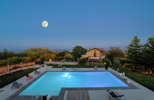 Tavullia Apartment | Inviting Tavullia Apartment with Garden & Family-Friendly Amenities
